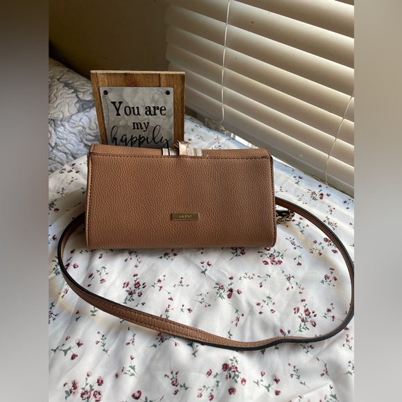 Aldo sling wallet - Picture 6 of 6